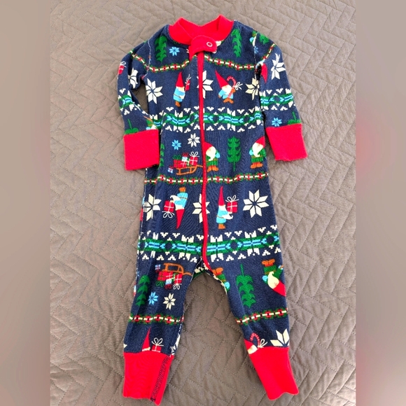 Hanna Anderson Baby Holiday Zip Sleeper Gnome Sweet Gnome - Picture 2 of 4